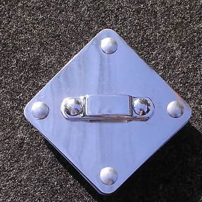 Maxwell Rail Consolette Tom Holder - Slotted Diamond Plate image 1