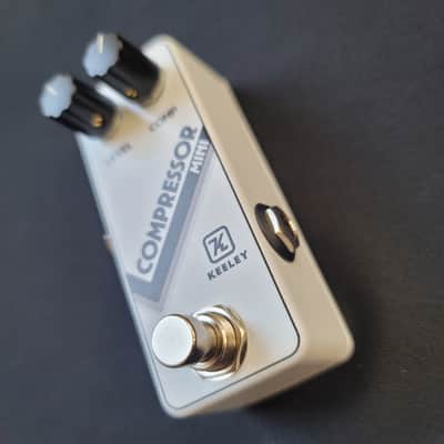 Keeley Compressor Mini Arctic White Made in USA image 3