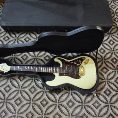 G&L Comanche Vintage White with Custom Brass/Gold Hardware USA, 2002 image 16