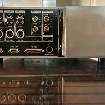 SONY DAT PCM-7030 PROFESSIONAL DIGITAL AUDIO TAPE RECORDER WITH TIME CODE - EXCELLENT CONDITION - LOW HOURS! image 4