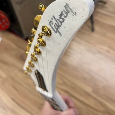 Gibson Custom Shop Explorer Custom - Alpine White Sparkle image 17