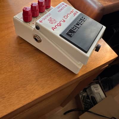 Boss JB-2 JHS Angry Driver 2017 - Present - White/Red image 1