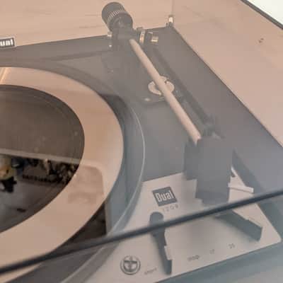 ​Dual 1209 Idler Drive Turntable - Serviced & Lubricated - w/ Shure M71 Cartridge & Dual TVV46 Preamp image 8