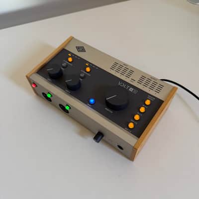Universal Audio Volt 476 USB-C Audio Interface 2021 - Present - Tan / Gray image 2