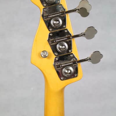 Fender Jaco Pastorius Fretless Jazz Bass 3-Color Sunburst w/ Deluxe Brown Hardshell Case image 8