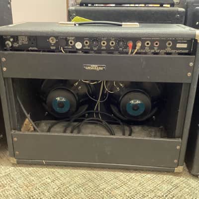 Fender Concert 2-Channel 60-Watt 2x10" Guitar Combo 1982 image 2