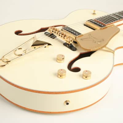 Gretsch G6136-55 Vintage Select Edition '55 White Falcon Hollow Body with Cadillac Tailpiece TV Jones Solid Spruce Top Vintage White Lacquer JT25082635 image 3