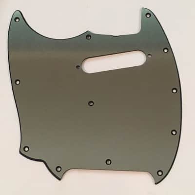 Lefty Musicmaster II Vintage Reissue Relic Pickguard Fender Mustang Gold Mirror image 2