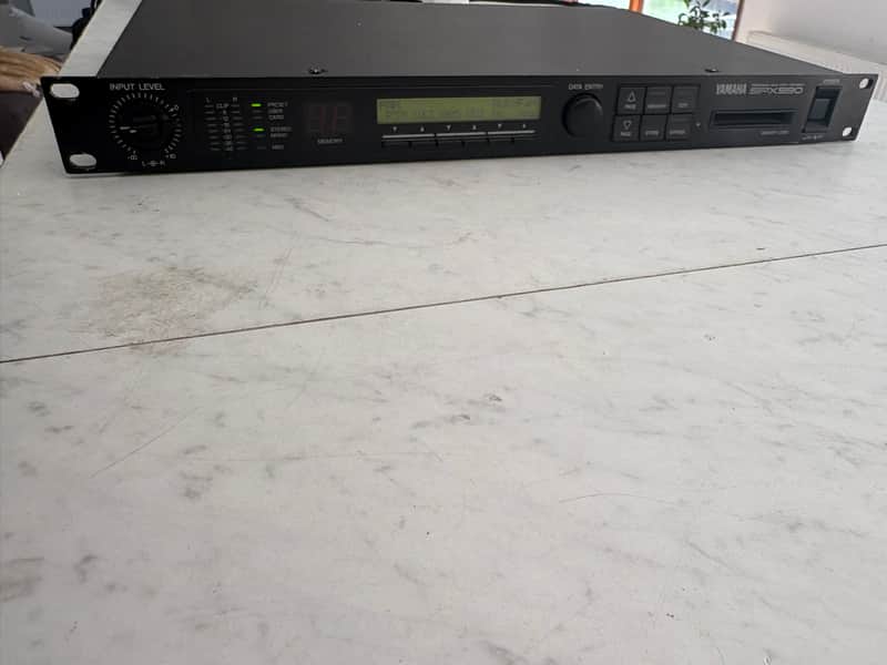 Yamaha SPX990 Professional Multi-Effect Processor 1990s - Black image 1