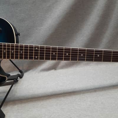 Dean Thoroughbred X Quilt Maple 2023 - Trans Blue Burst image 3