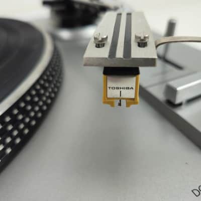Toshiba - SR-F330 - Fully Automatic Turntable image 6