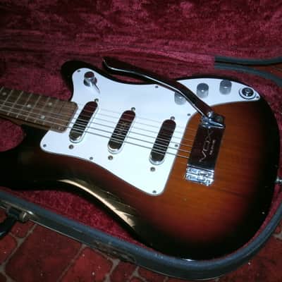 1966 Vox Shadow Sunburst Made in England with case image 2