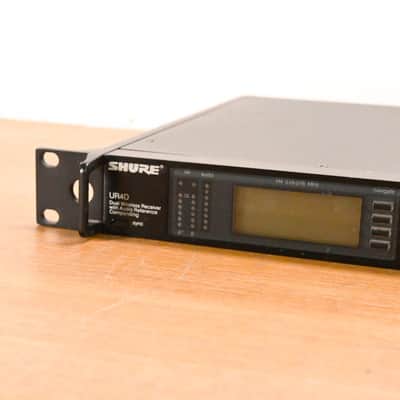 Shure UR4D Dual-Channel UHF Wireless Receiver - H4 Band: 518-578 MHz CG01Y8Y image 4