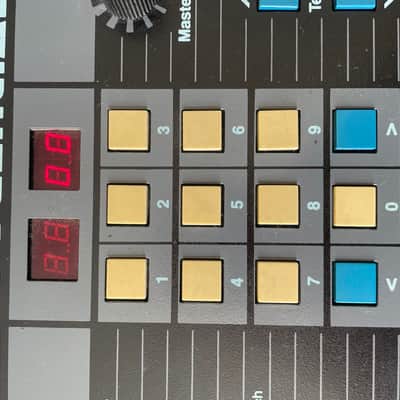 Sequential TOM 4-Voice Drum Machine 1985 - Black image 7
