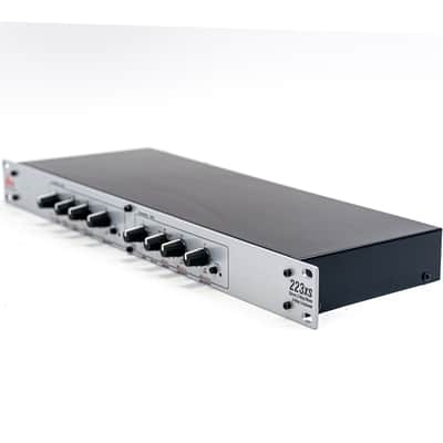 dbx 223xs Stereo 2-Way / Mono 3-Way Crossover image 4