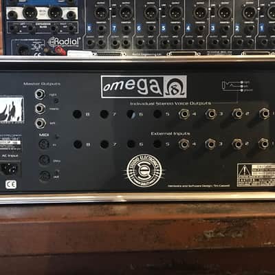 Studio Electronics Omega 8 4-Voice Polyphonic Synthesizer with Rack Case image 4