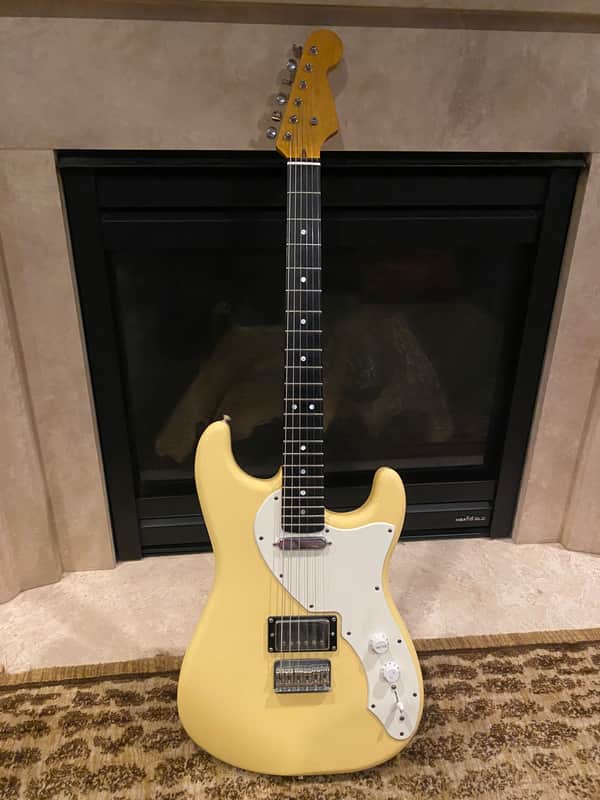 Fender Pawn Shop ‘70 Stratocaster Deluxe 2013 - Vintage White