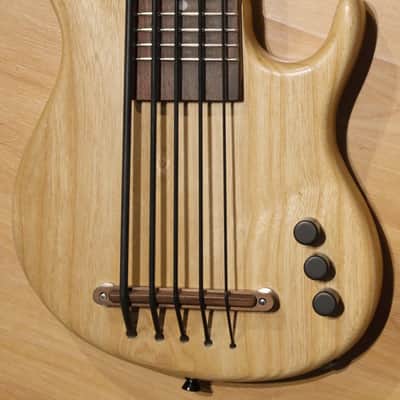 Kala U Bass California Fretted 5 Swamp Ash image 3