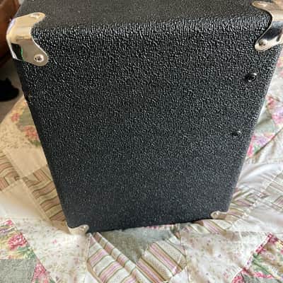 Ampeg BA-108 25-Watt 1x8" Bass Combo 2007 - 2013 - Black image 2