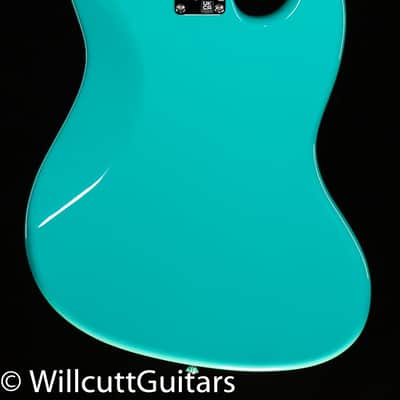 Fender American Vintage II 1966 Jazz Bass Rosewood Fingerboard Sea Foam Green (722) image 4