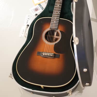 Martin D28 Sunburst 2022 - Sunburst image 13