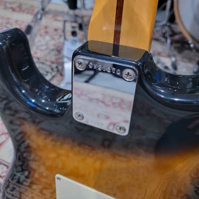Squier JV Vintage Series '57 Stratocaster 1982 - 2-Tone Sunburst W/ Case (C013-G21) image 12
