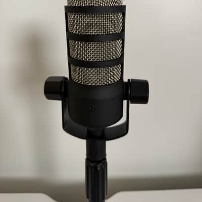 RODE PodMic Cardioid Dynamic Podcasting Microphone 2019 - Present - Black image 2