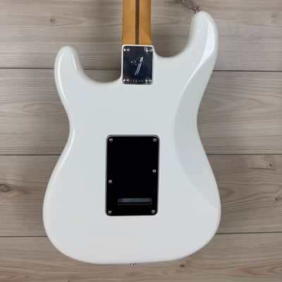 Fender Player II Stratocaster Electric Guitar Maple Fingerboard, Polar White image 8