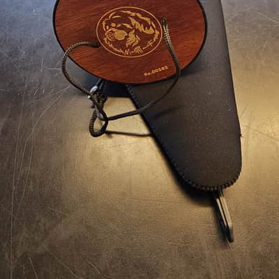 Immagine Mastiff Mutes Horn Straight Mute 2026 - Black Plastic w/ Wooden Bottom - 2