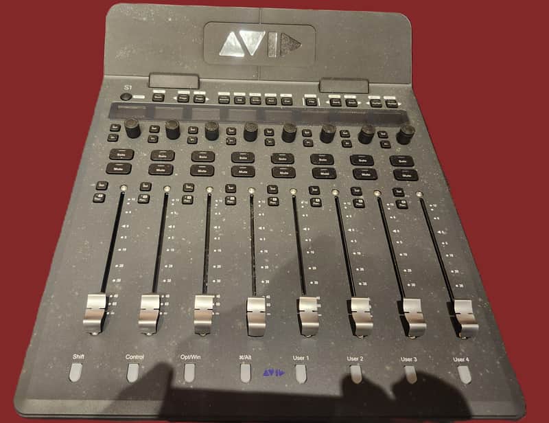 Avid S1 8-Fader EUCON Desktop Pro Tools Control Surface
