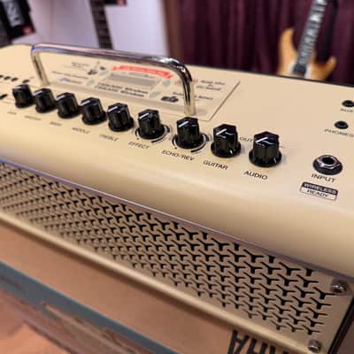Yamaha THR30II-WL 30-Watt 2x3.5" Wireless Digital Modeling Guitar Combo image 5