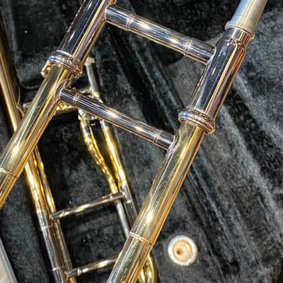 Yamaha YSL584G F Trigger Trombone with case image 10