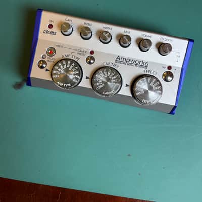 Korg Ampworks Modeling Signal Processor 2000s - Silver image 1