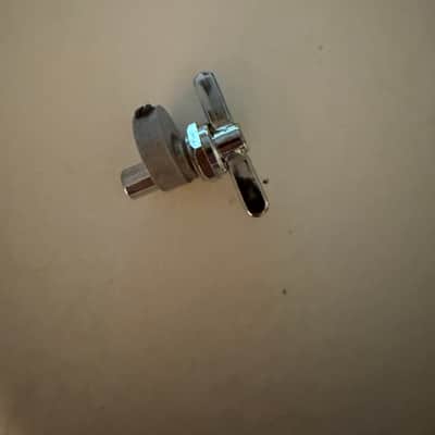 Vintage Camco Drum Key Holder with Key image 5