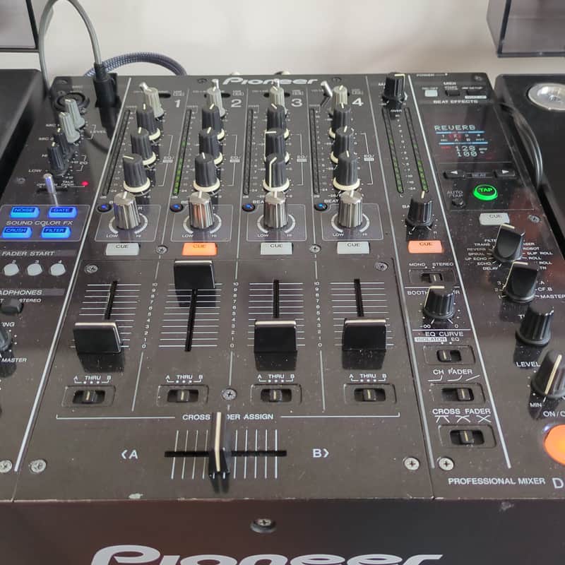 Pioneer DJM-850 4-Channel Professional DJ Mixer Black