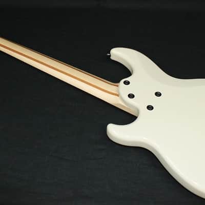 Yamaha BB425X 5-String Electric Bass Guitar, Vintage White, NEW! #32633 image 4