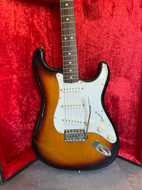 Fender ST-STD Standard Series Stratocaster MIJ | Reverb Canada