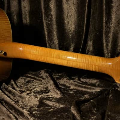 Guild JF65-12 String Jumbo 1995 Westerly Rhode Island Highly Figured Maple Archback Flame Neck F412 image 8