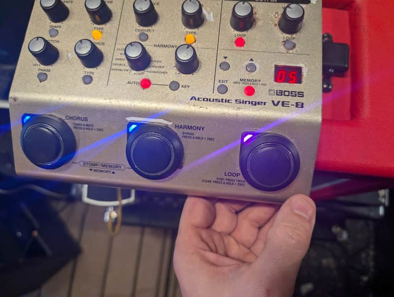 Boss Ve-8 Acoustic singer pedal lights up no sound asis image 1