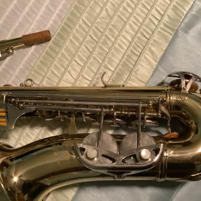 Conn Alto Saxophone 1964 - Brass image 3