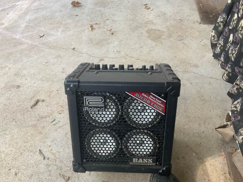 Roland Micro Cube Bass RX 2x2.5-Watt 4x4" Bass Combo 2008 - 2021 - Black image 1