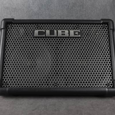 Roland Cube Street EX Combo Amp - 2nd Hand image 2