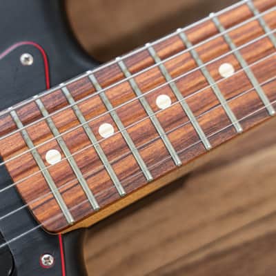 Fender Stratocaster HSS - Special Edition Noir 2017 - Satin Black image 5
