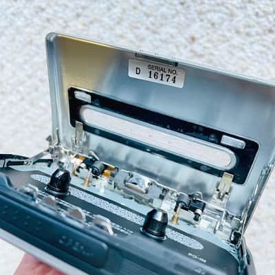 SONY WM-FX877 Walkman Cassette Player ! EX Looking ! Working ! image 7