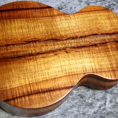Kamaka 2022 HF-3DI Tenor Ukulele Deluxe Slotted Headstock image 10