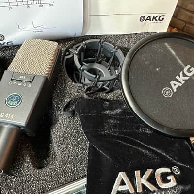 AKG C414 XLS Large Diaphragm Multipattern Condenser Microphone - MINT! image 4