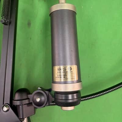 Blue A00105 Condenser Microphone W/ Maono Stand image 2
