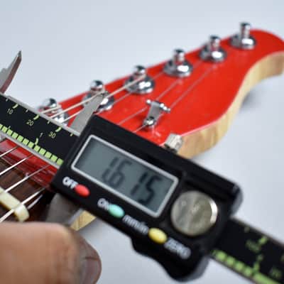 Manson Mb-1 Matt Bellamy Replica 2016 Red Glitter w/ Gig Bag and Accessories image 10