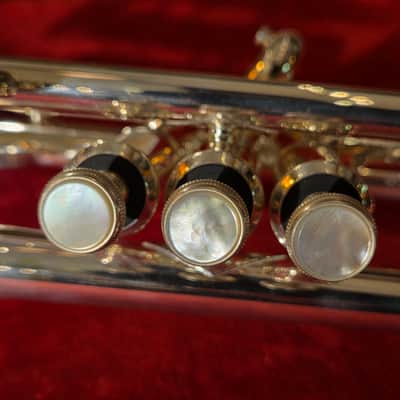 Bach 180S43 Stradivarius Professional Model Bb Trumpet Silver-Plated w/ Original Carrying Case, Mouthpieces & Mute image 10