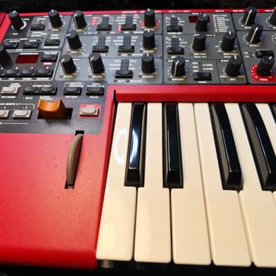 Nord Lead 4 49-Key with Nord softcase image 18